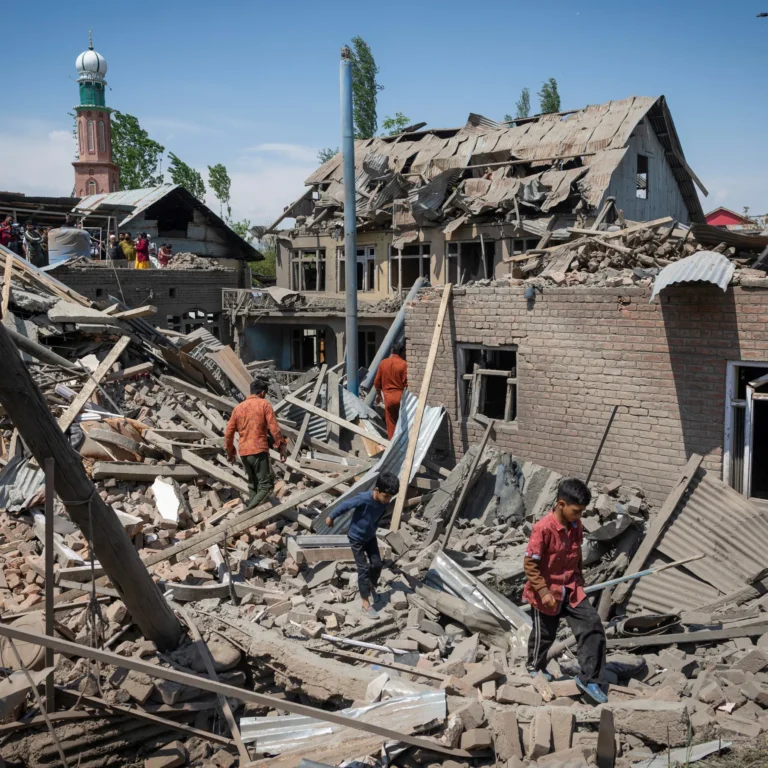2025-04-27T062711Z_552990922_RC2H5EA3B3Q8_RTRMADP_3_INDIA-KASHMIR-ATTACK-1745749573