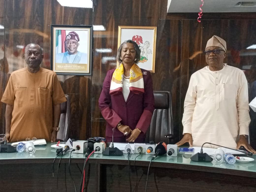 WhatsApp Image 2025-10-15 at 22.48.56_40018c7b