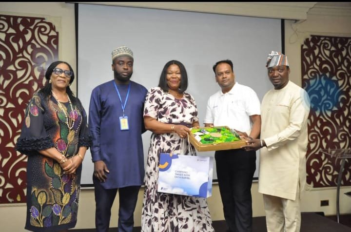 WhatsApp Image 2025-10-19 at 08.27.17_9445060d