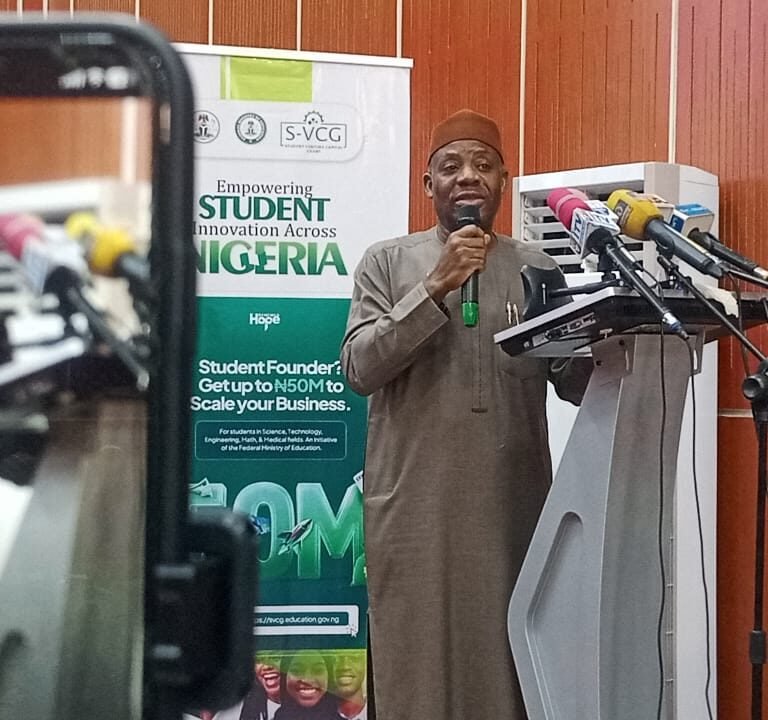 WhatsApp Image 2025-12-08 at 16.05.02_65564a81