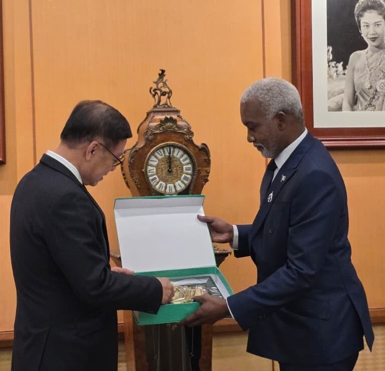 WhatsApp Image 2025-12-10 at 09.35.15_3428656a